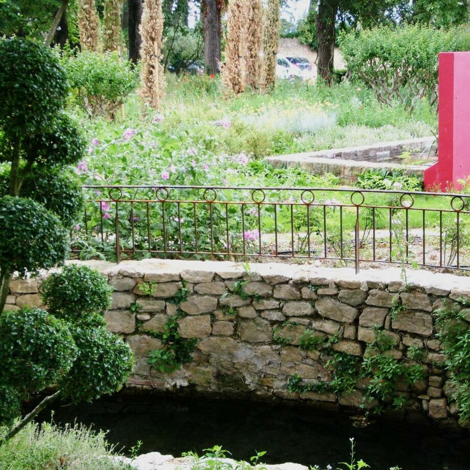 Réalisation d'un parc paysager d'un mas sarrians