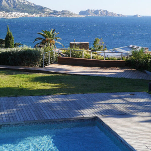 Restructuration d'un jardin vue mer à Marseille 7ème