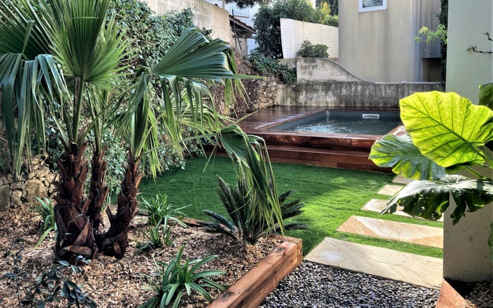 Création d'un jardin de ville caché à Marseille Roucas Blanc