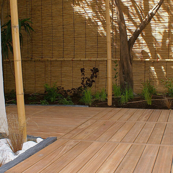 Création d'un jardin de ville style japonnais