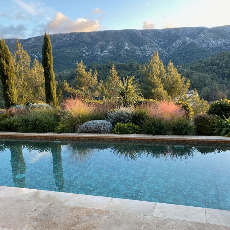 Création jardin belvédère de la Sainte Victoire