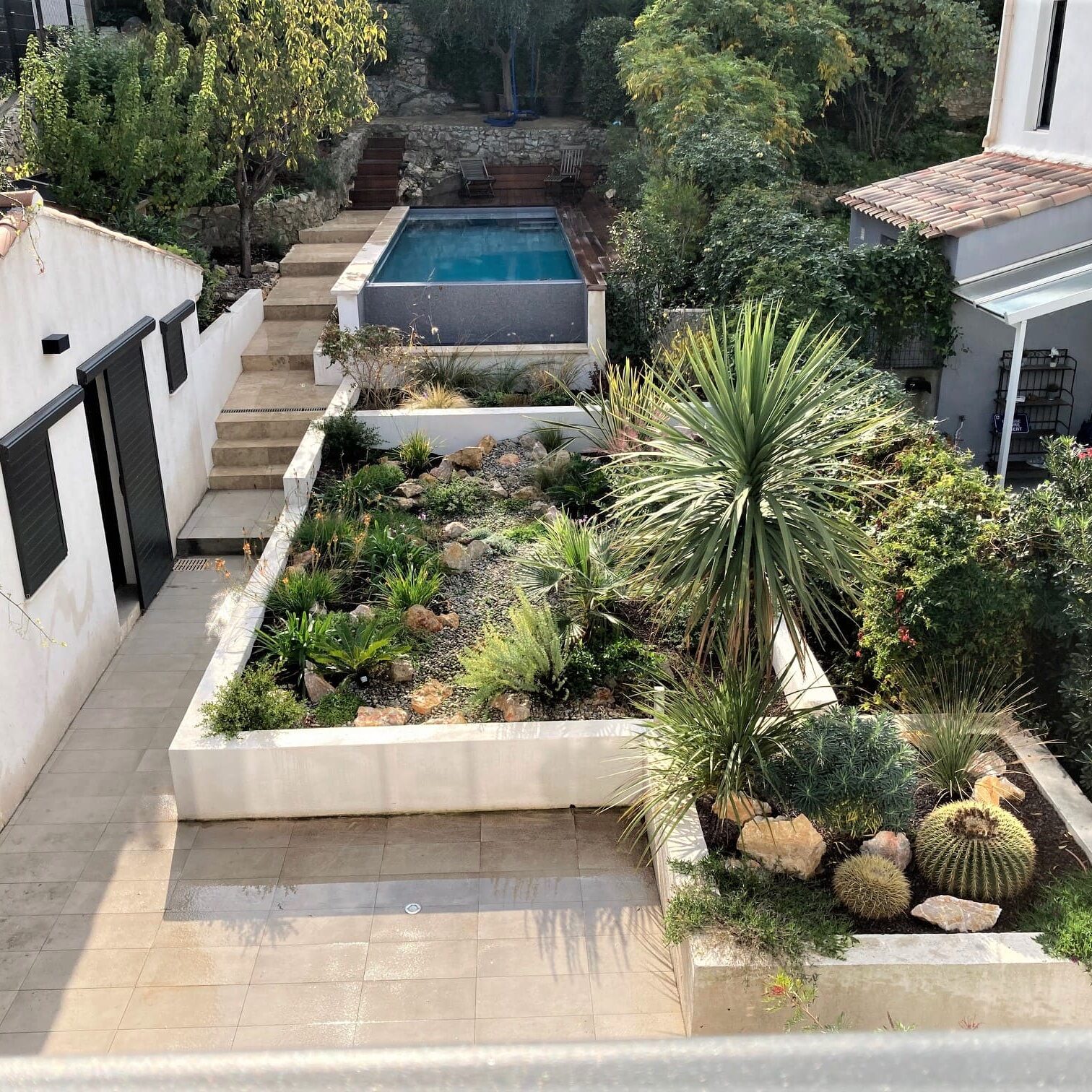 Aménagement jardin d’une maison contemporaine, Marseille Veyre