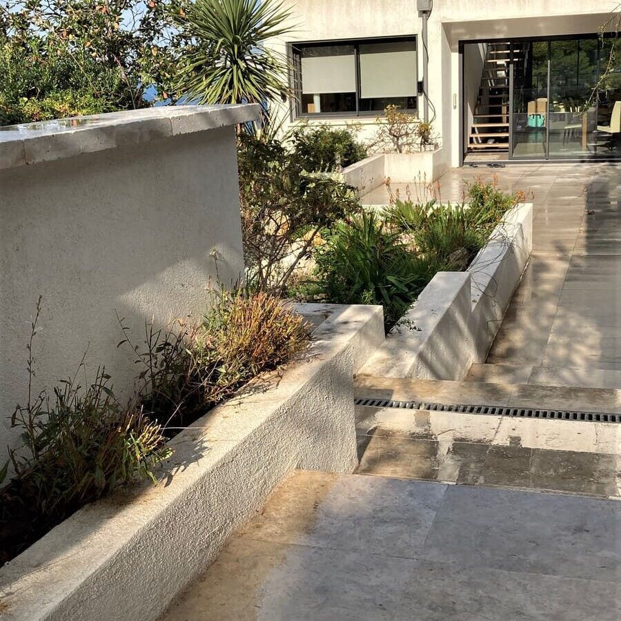 Aménagement jardin d’une maison contemporaine, Marseille Veyre