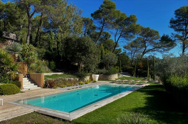 Création de piscines en Provence