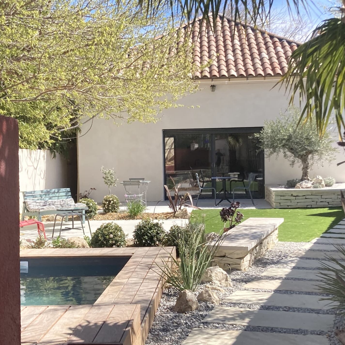 Conception d'un jardin de ville à Marseille dans le 8ème