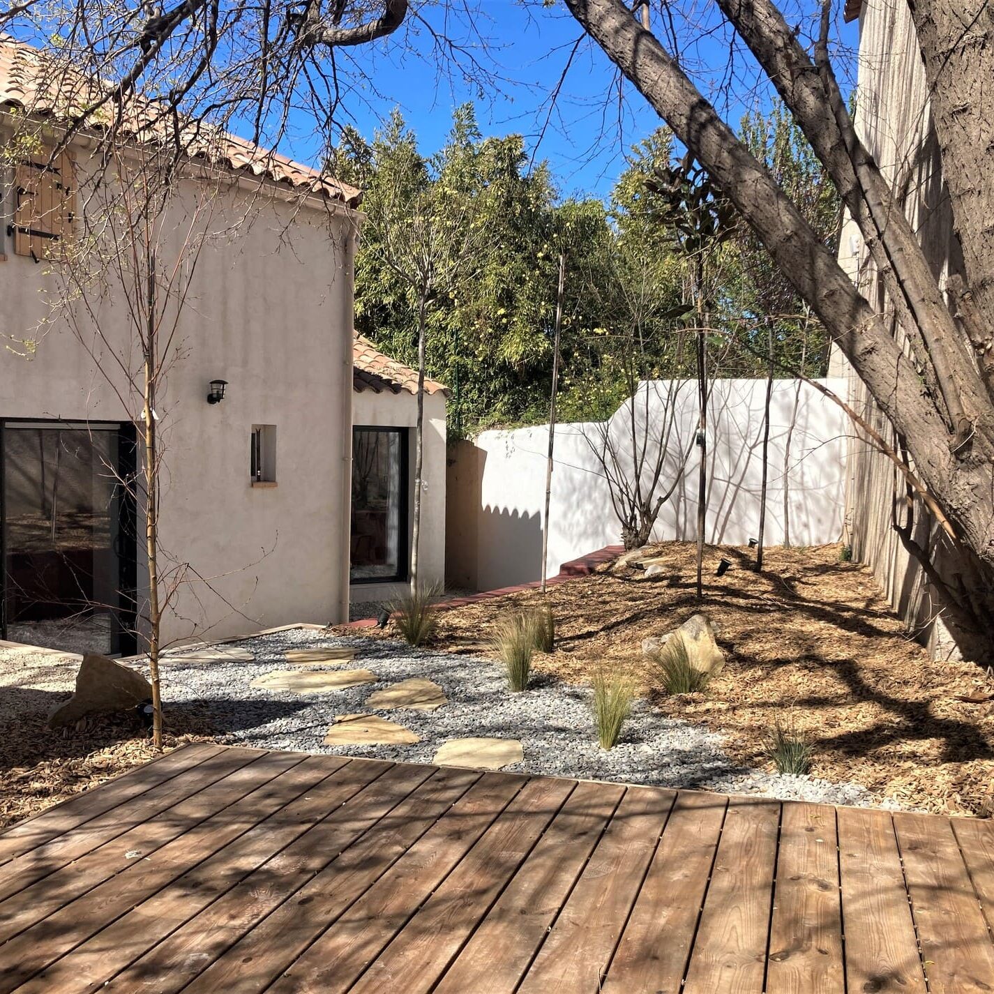 Conception d'un jardin de ville à Marseille dans le 8ème