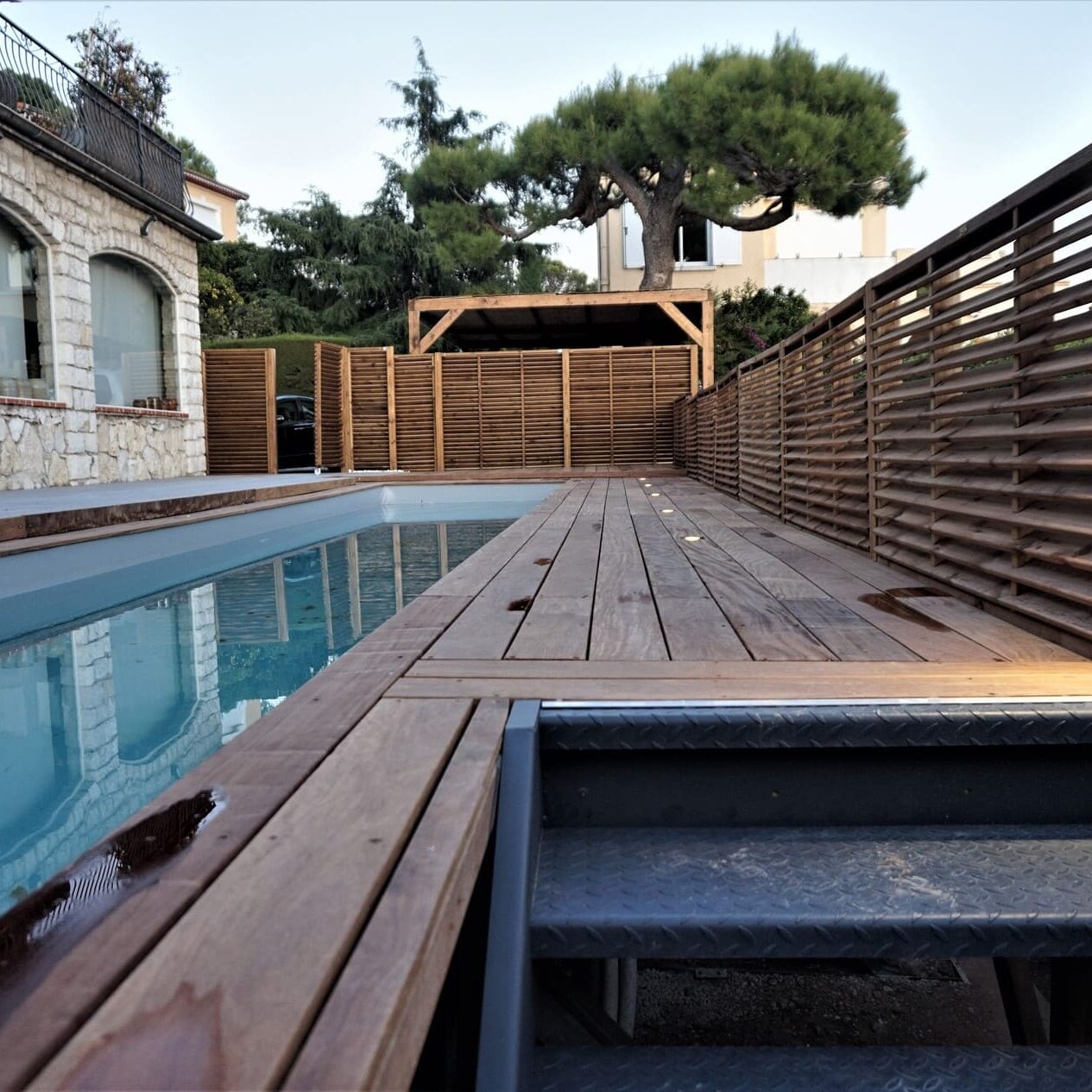 La piscine couloir de nage sur les hauteurs de Villefranche sur Mer