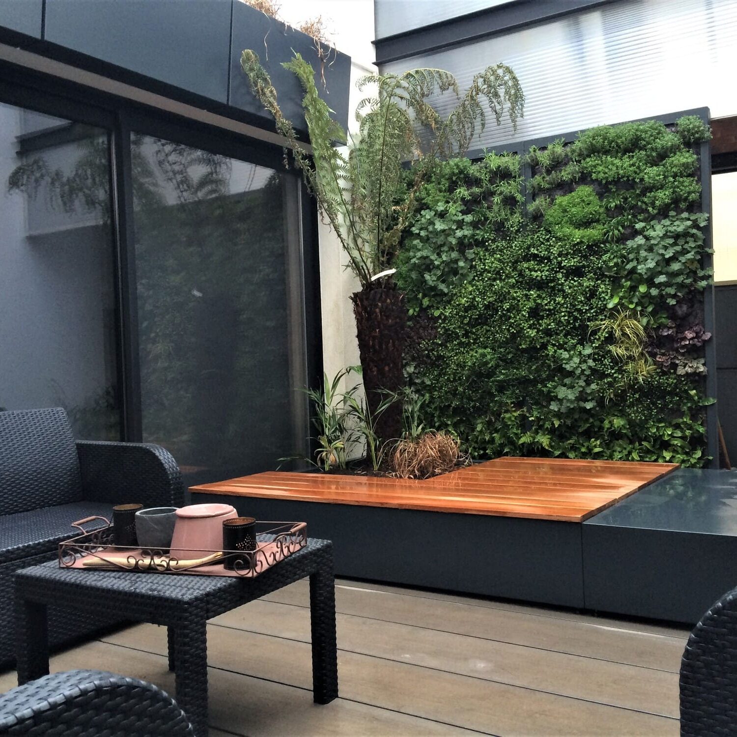 Aménagement du patio d'un loft à La Seyne sur Mer en Provence