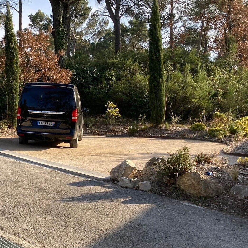 Jardin méditerranéen contemporain dans le Luberon - Bao Garden