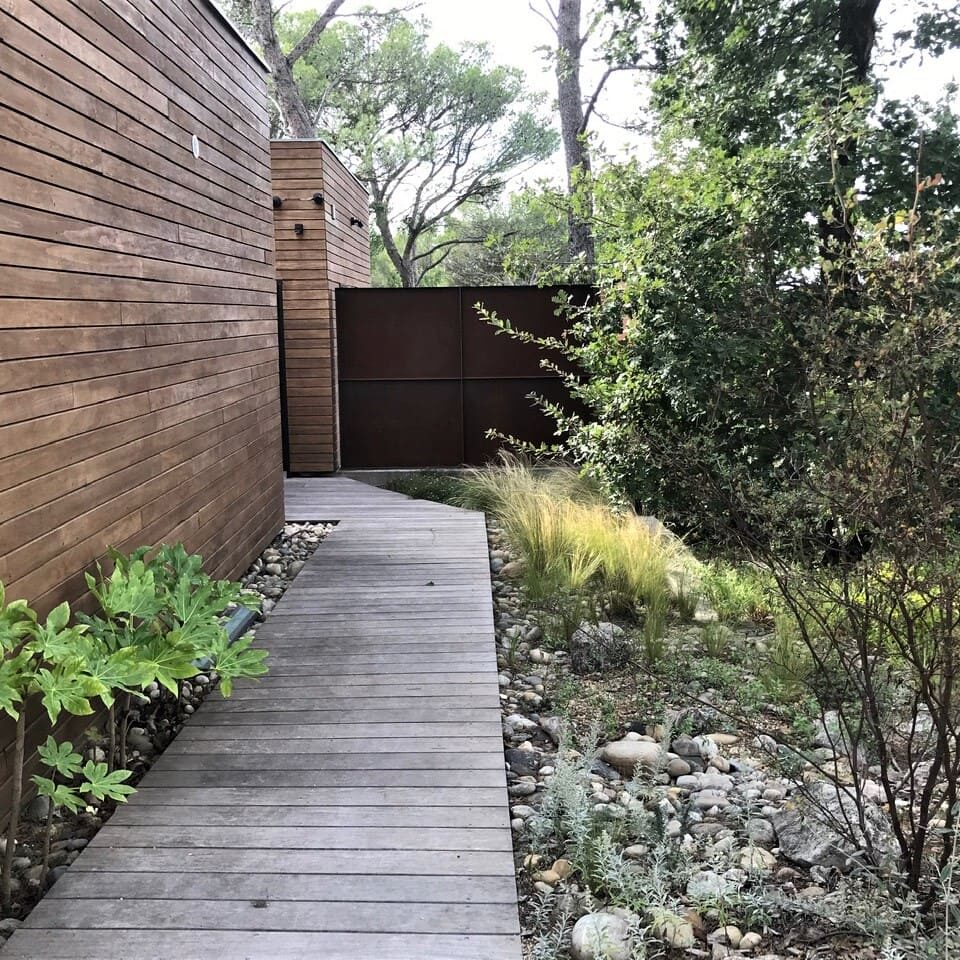 Jardin méditerranéen contemporain dans le Luberon - Bao Garden