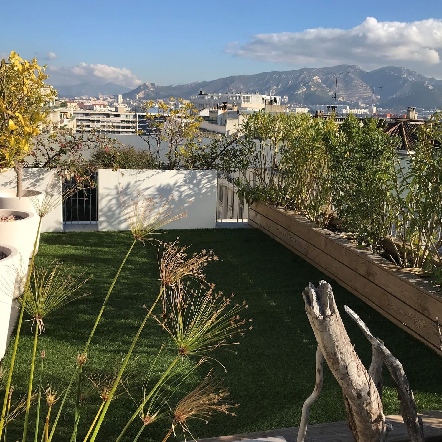 Conception d'une terrasse en ville d’un appartement à Marseille (Prado)