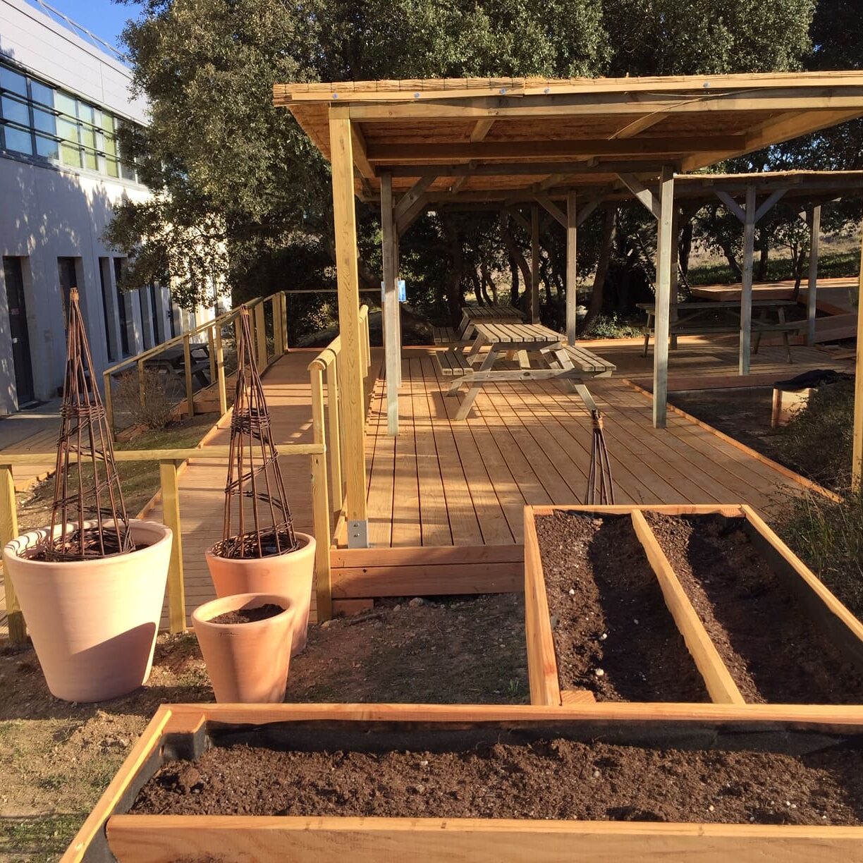 Création de terrasses de R.T.E. (Réseau Transport d’Électricité) – Les Milles