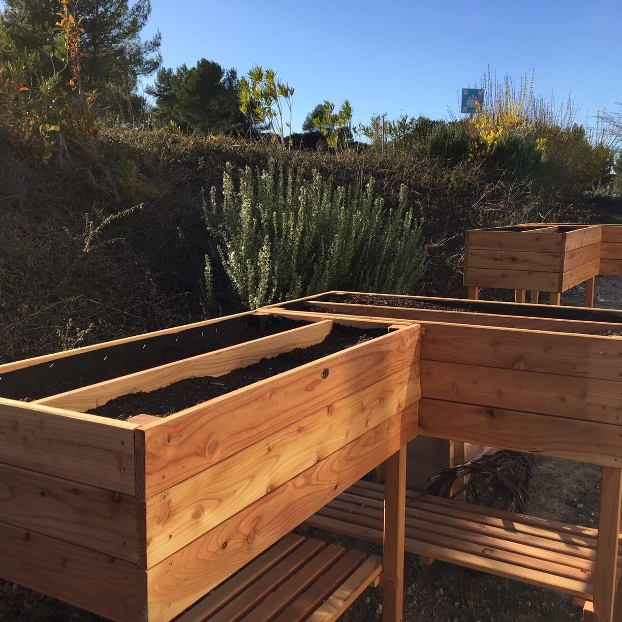 Création terrasses de R.T.E. (Réseau Transport d’Électricité) – Les Milles