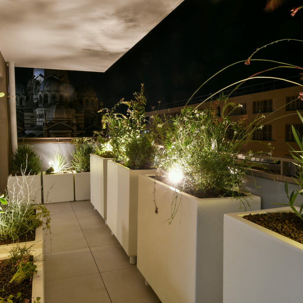 Création terrasse d’un penthouse à Marseille par Bao Garden