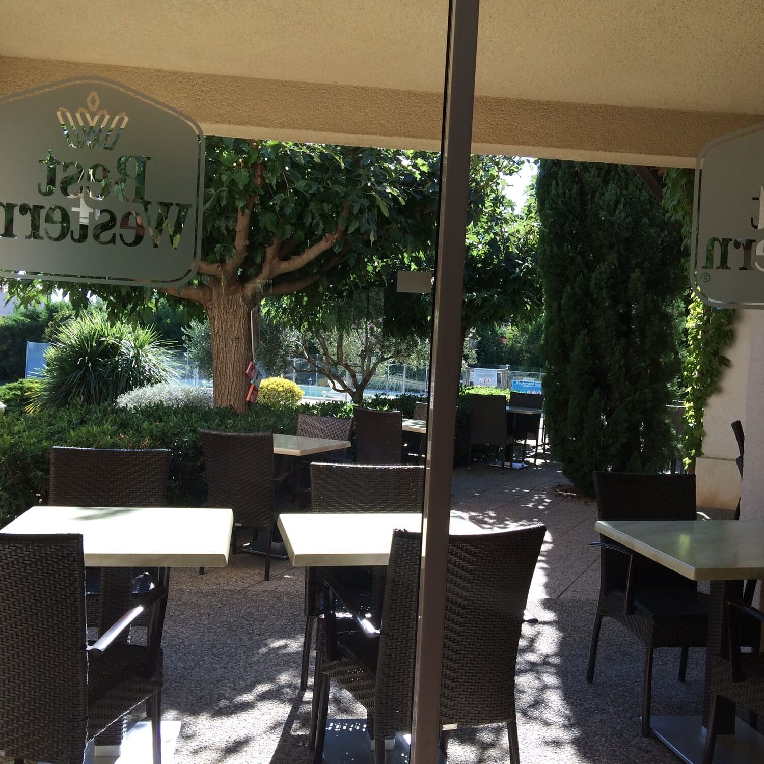 Design extérieur de l’hôtel Best Western à Maussane Les Alpilles