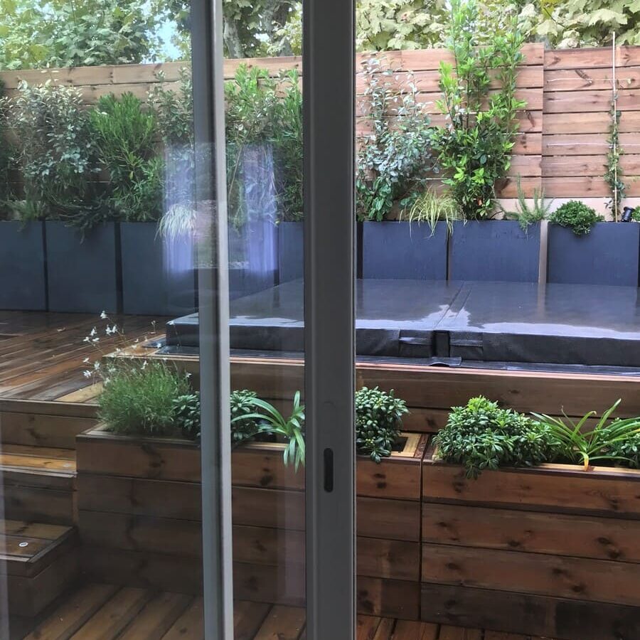 Aménagement terrasse d’une maison de village à Saint Cannat