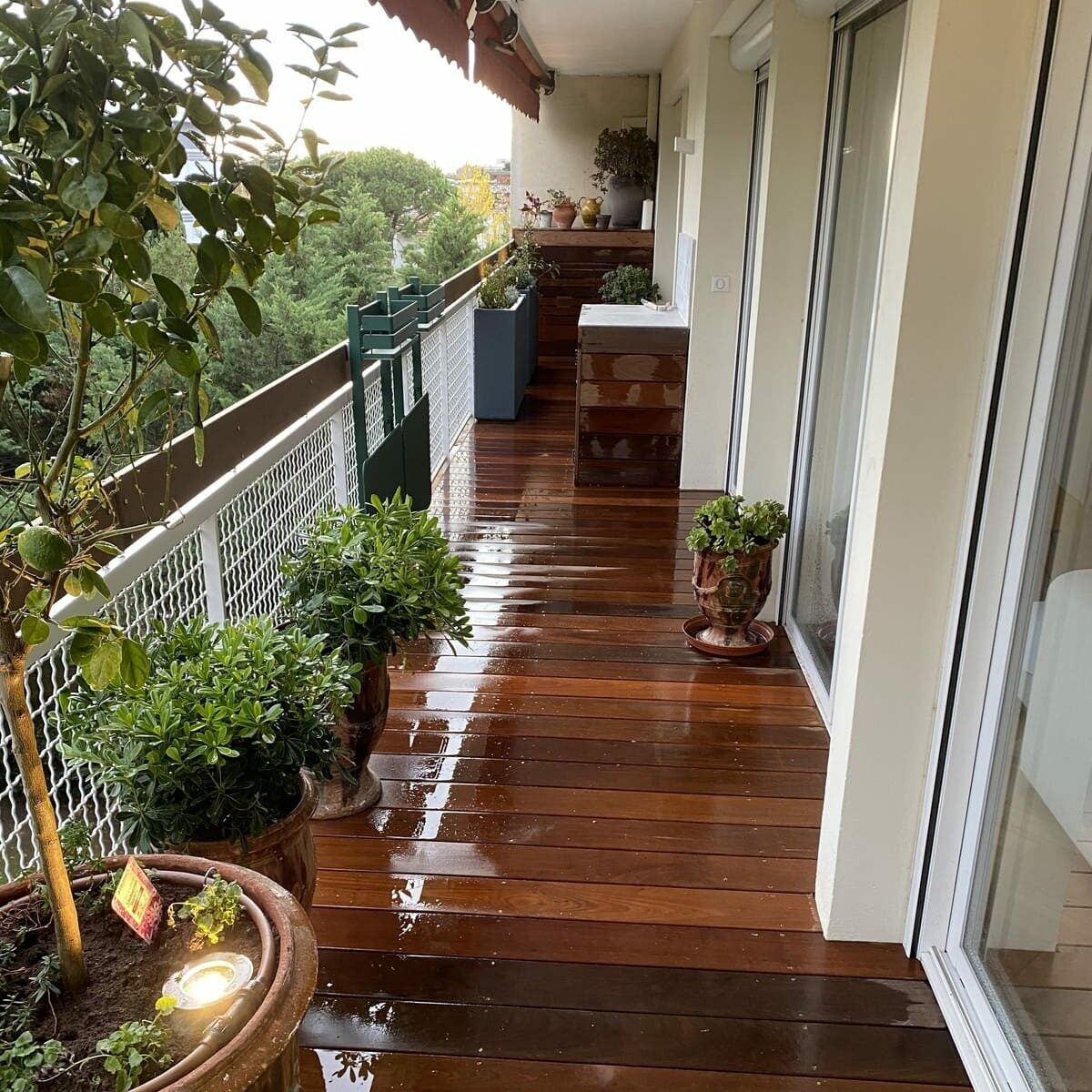 Balcon d’un appartement bourgeois à Marseille Prado en Provence