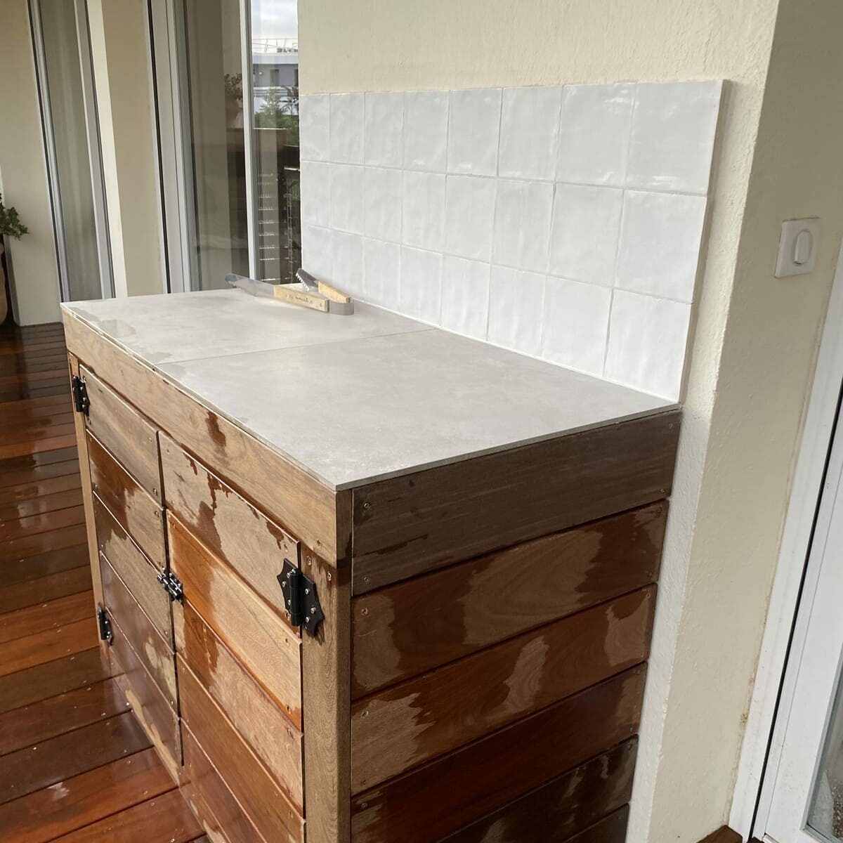 Balcon d’un appartement bourgeois à Marseille Prado en Provence