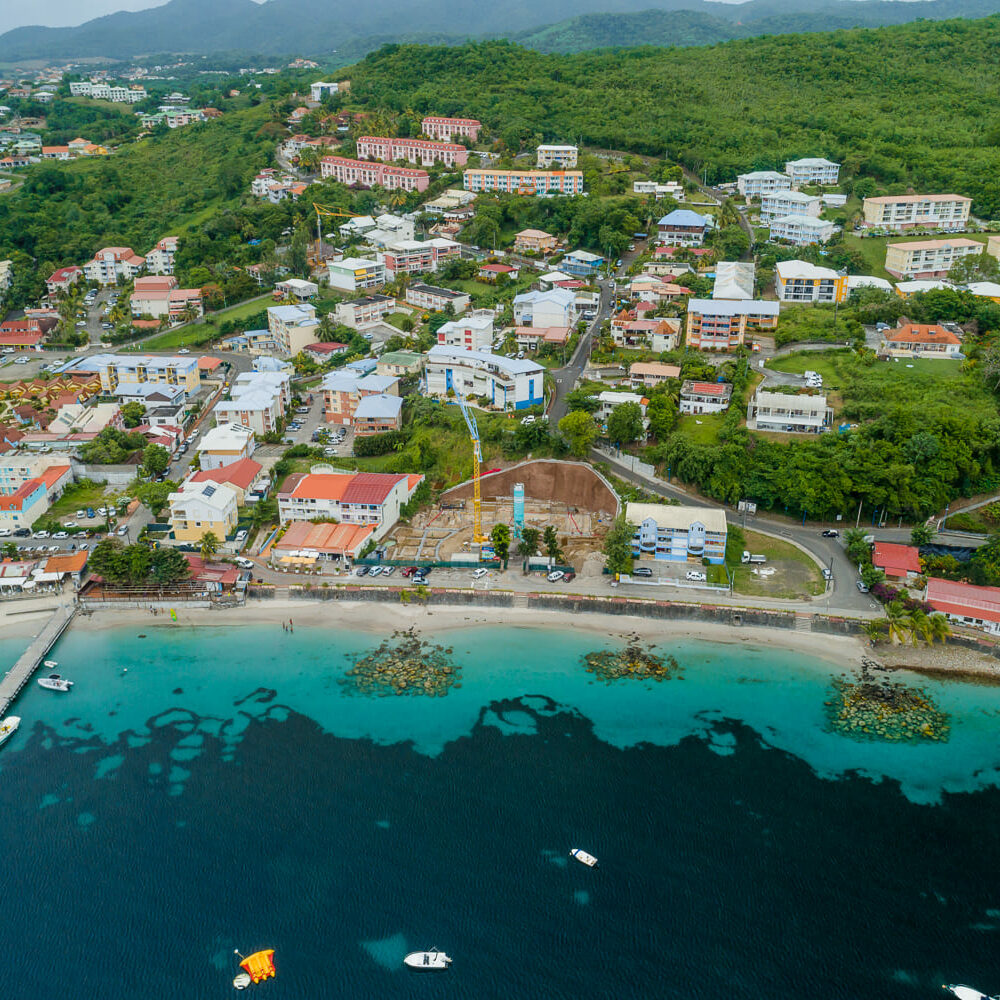 Projet paysager d'une terrasse sous les tropiques en Martinique