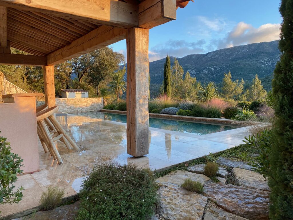 Le jardin belvédère de la Sainte-Victoire — Parcs & jardins d’exception, Bao Garden